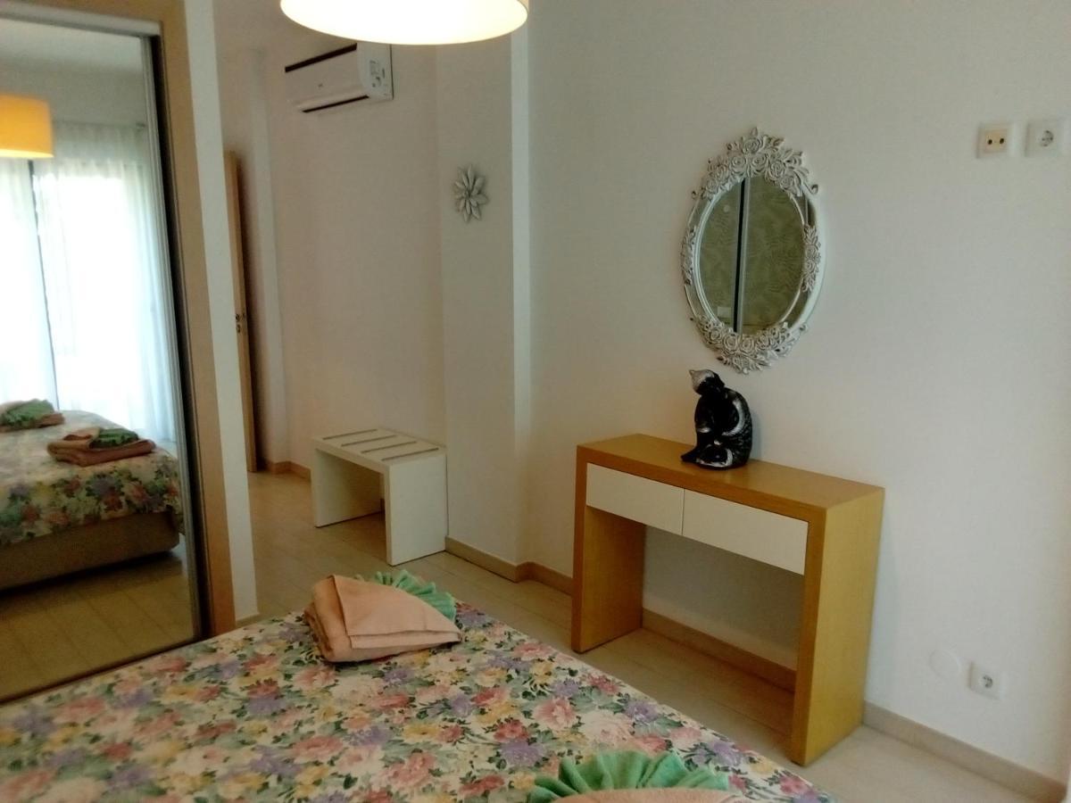 T2 De Luxo Em Albur-village A 10 Minutos Da A Pe Apartment
