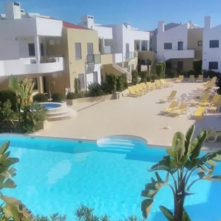 T2 De Luxo Em Albur-Village A 10 Minutos Da Praia A Pe Alvor Exterior photo