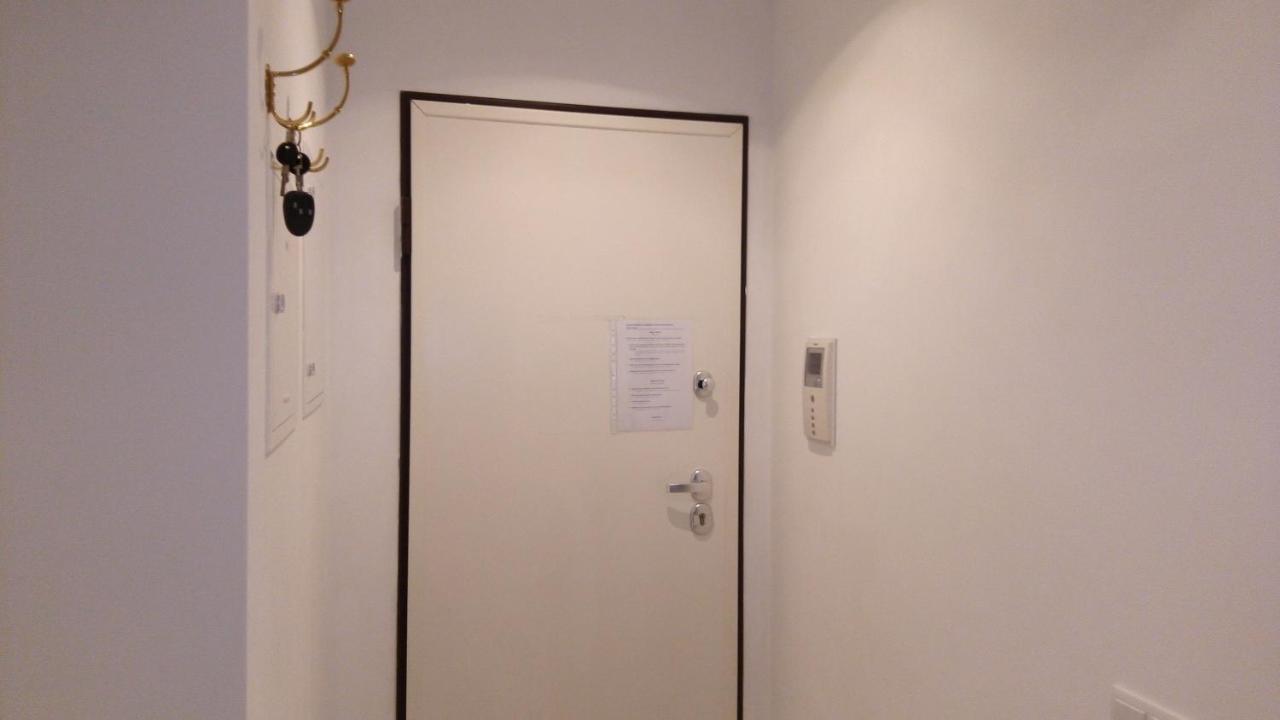 Appartement T2 De Luxo Em Albur-village A 10 Minutos Da A Pe *
