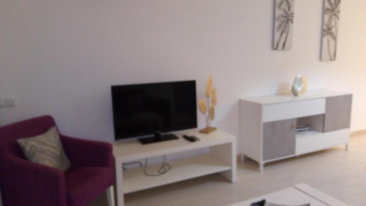 T2 De Luxo Em Albur-village A 10 Minutos Da A Pe Appartement