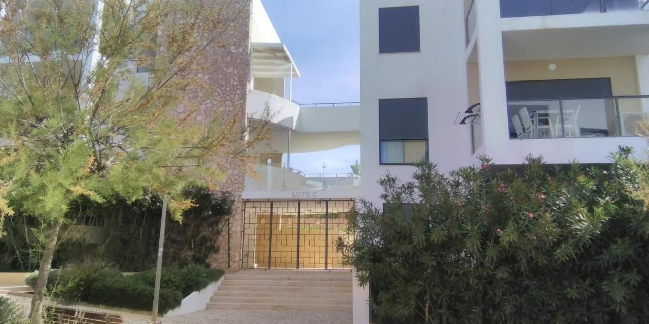 T2 De Luxo Em Albur-village A 10 Minutos Da A Pe Appartement *