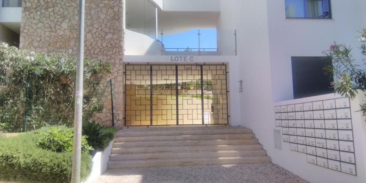 Appartement T2 De Luxo Em Albur-village A 10 Minutos Da A Pe *