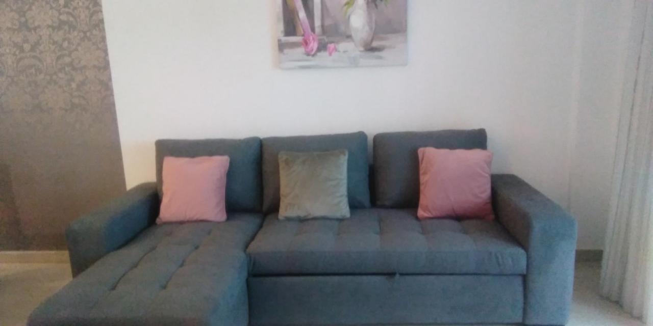 Appartement T2 De Luxo Em Albur-village A 10 Minutos Da A Pe