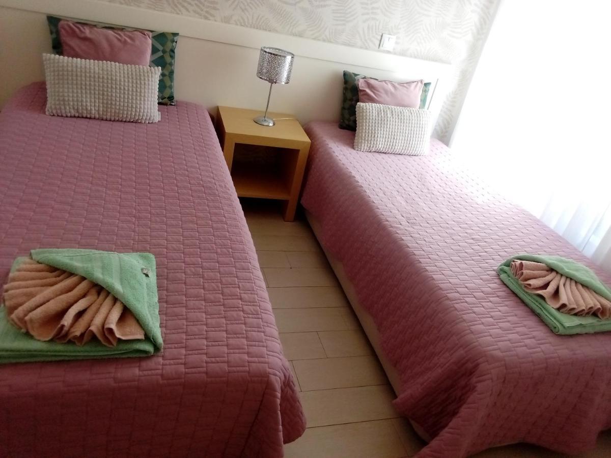 T2 De Luxo Em Albur-village A 10 Minutos Da A Pe Appartement *