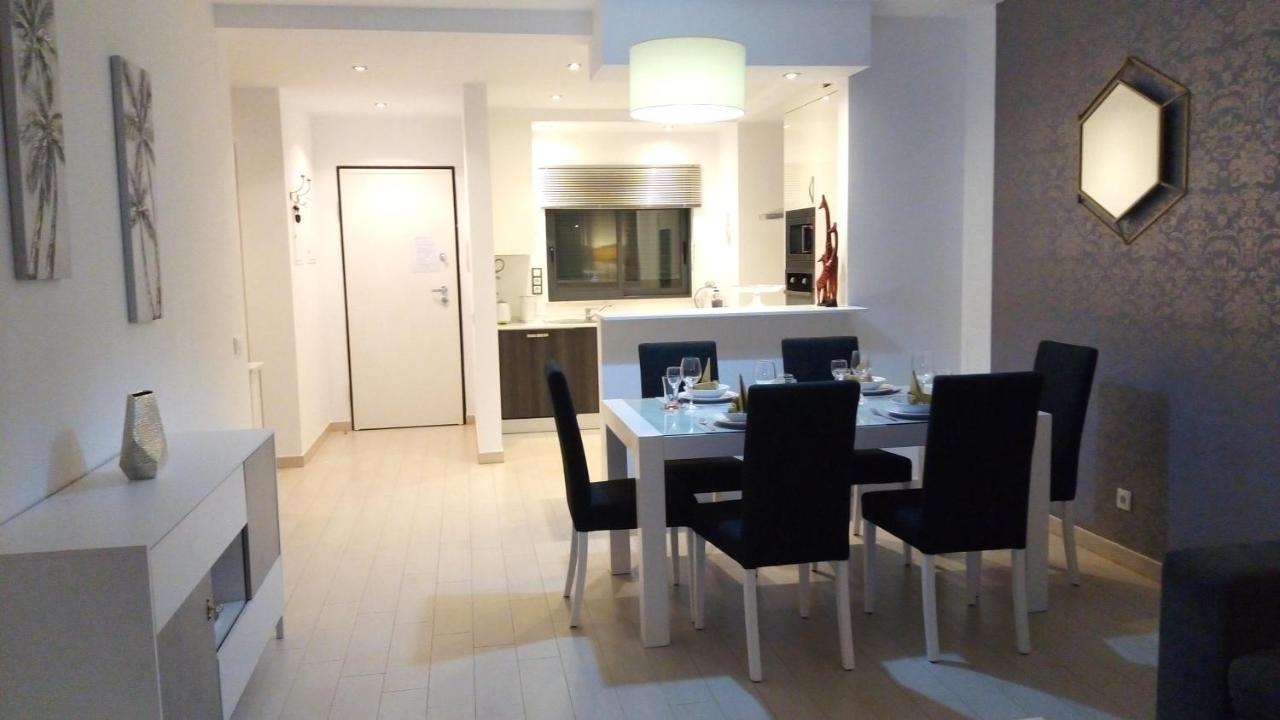 T2 De Luxo Em Albur-village A 10 Minutos Da A Pe Apartment