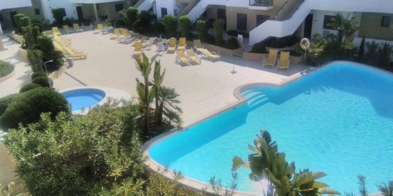 Apartment T2 De Luxo Em Albur-village A 10 Minutos Da A Pe *