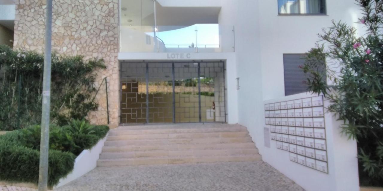 T2 De Luxo Em Albur-village A 10 Minutos Da A Pe