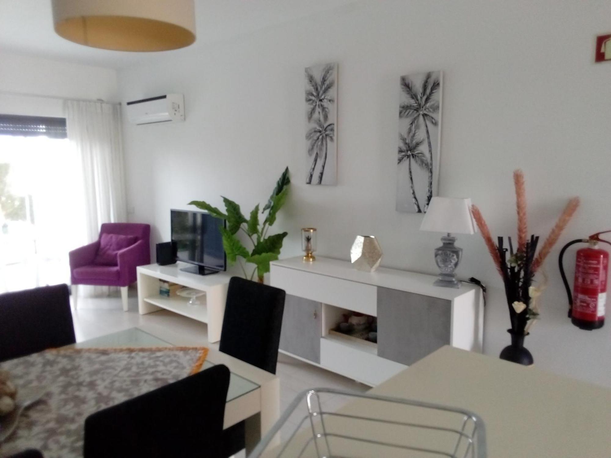 T2 De Luxo Em Albur-village A 10 Minutos Da A Pe Apartment